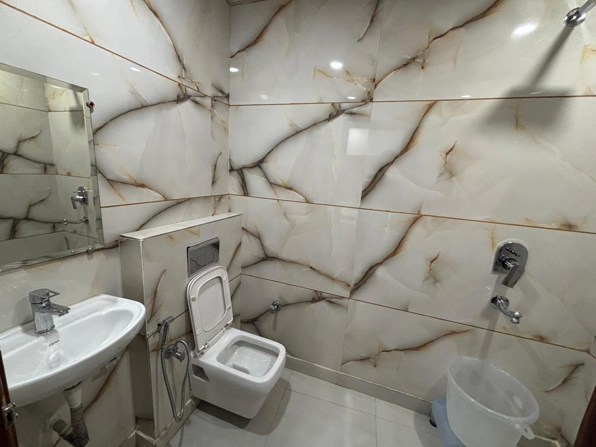 Cg Internationl By Sweet Guest House New Delhi Exteriör bild